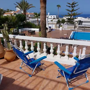 Apartment First Line Floor With Amazing Sea View Air Conditioned Just 50m From The, Costa Adeje (Tenerife)