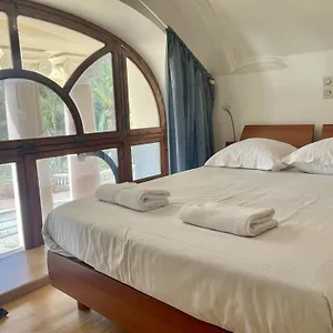 https://le-winter-palace-prestigieux-centre-calme.fr-provencehotel.com